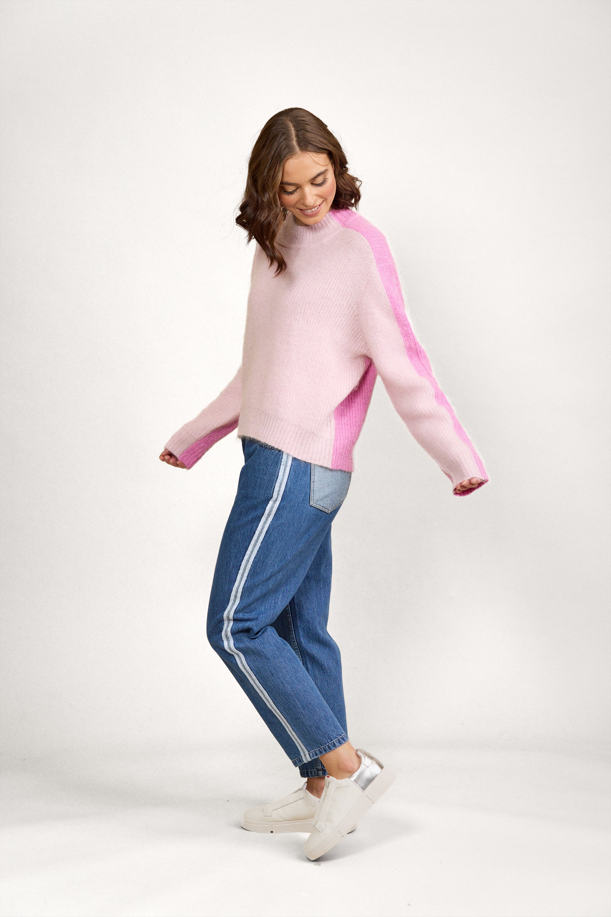 K2033 Two Tone Sweater - Candyfloss - Knewe Label