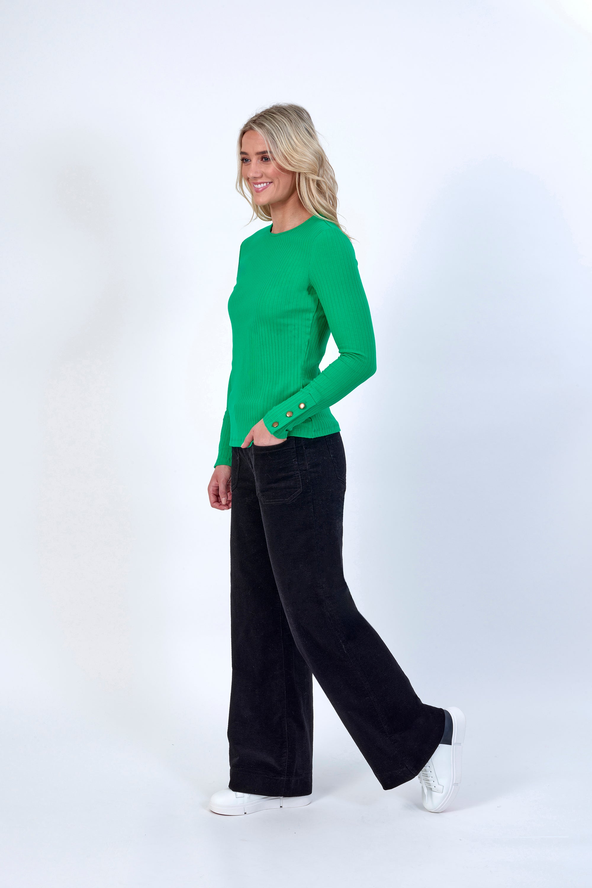 K3048 Kermit - Virgo Top - Knewe Label