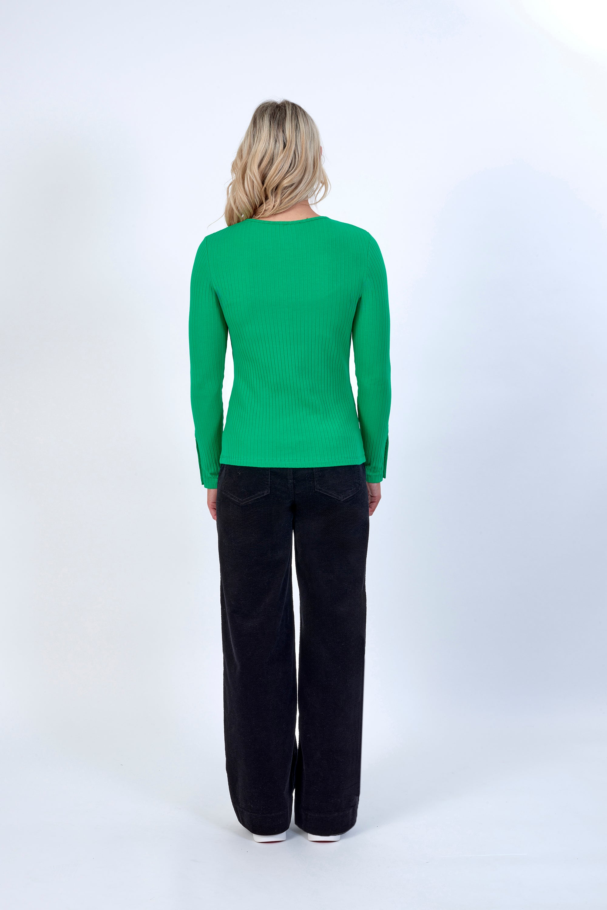 K3048 Kermit - Virgo Top - Knewe Label