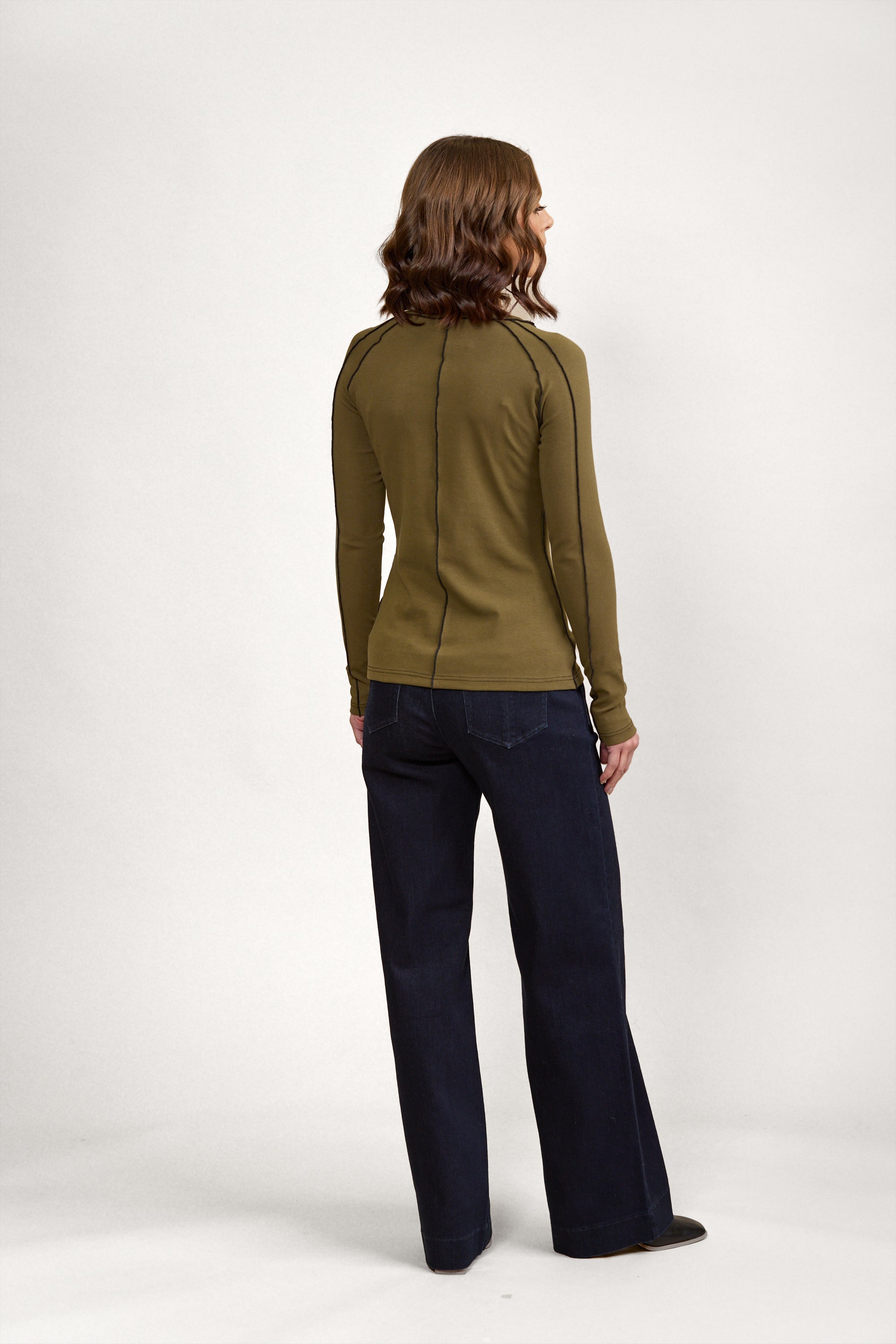 K3054 Alex Top - Olive/Black - Knewe Label