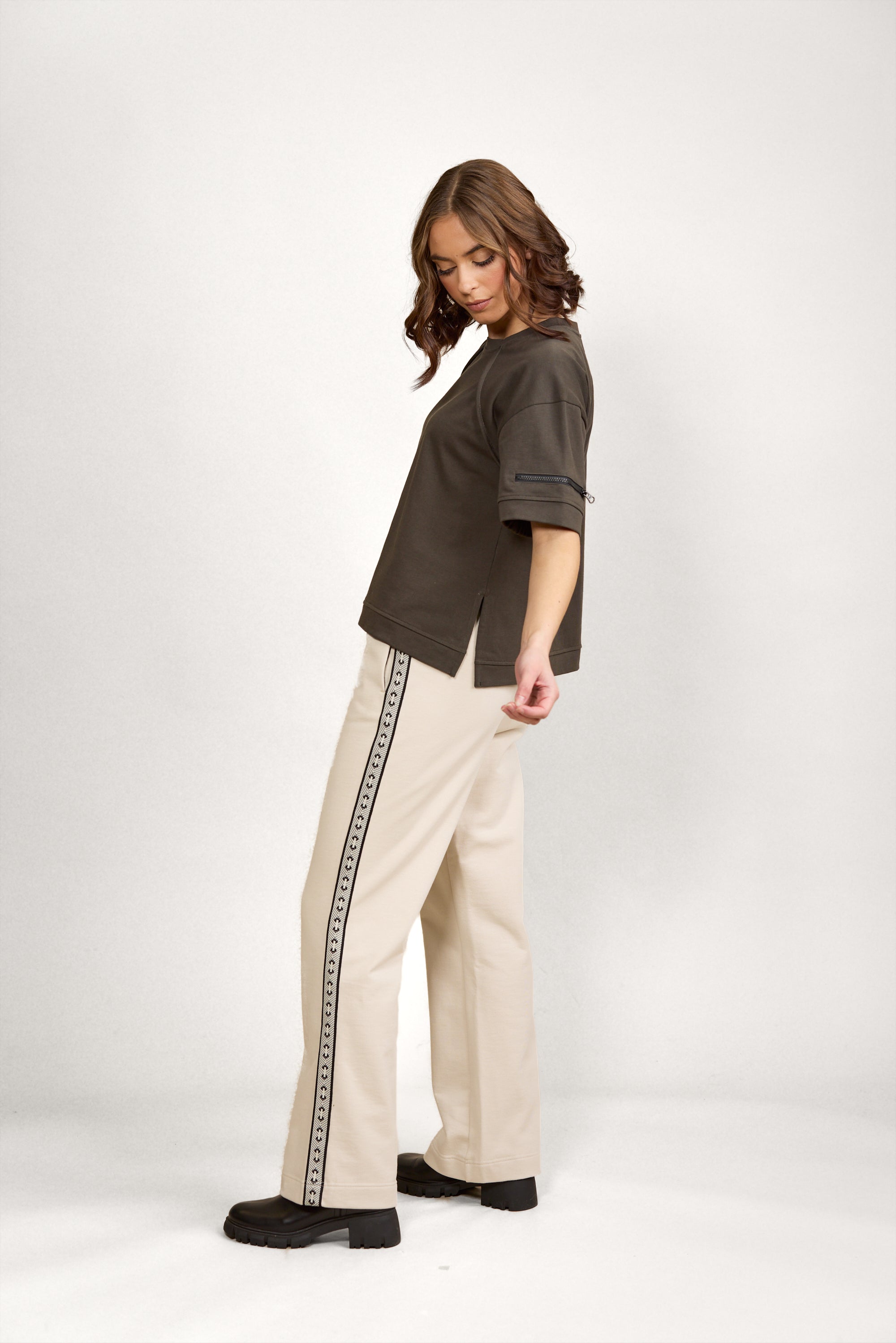 K3056 Bolt Tee - Fern - Knewe Label