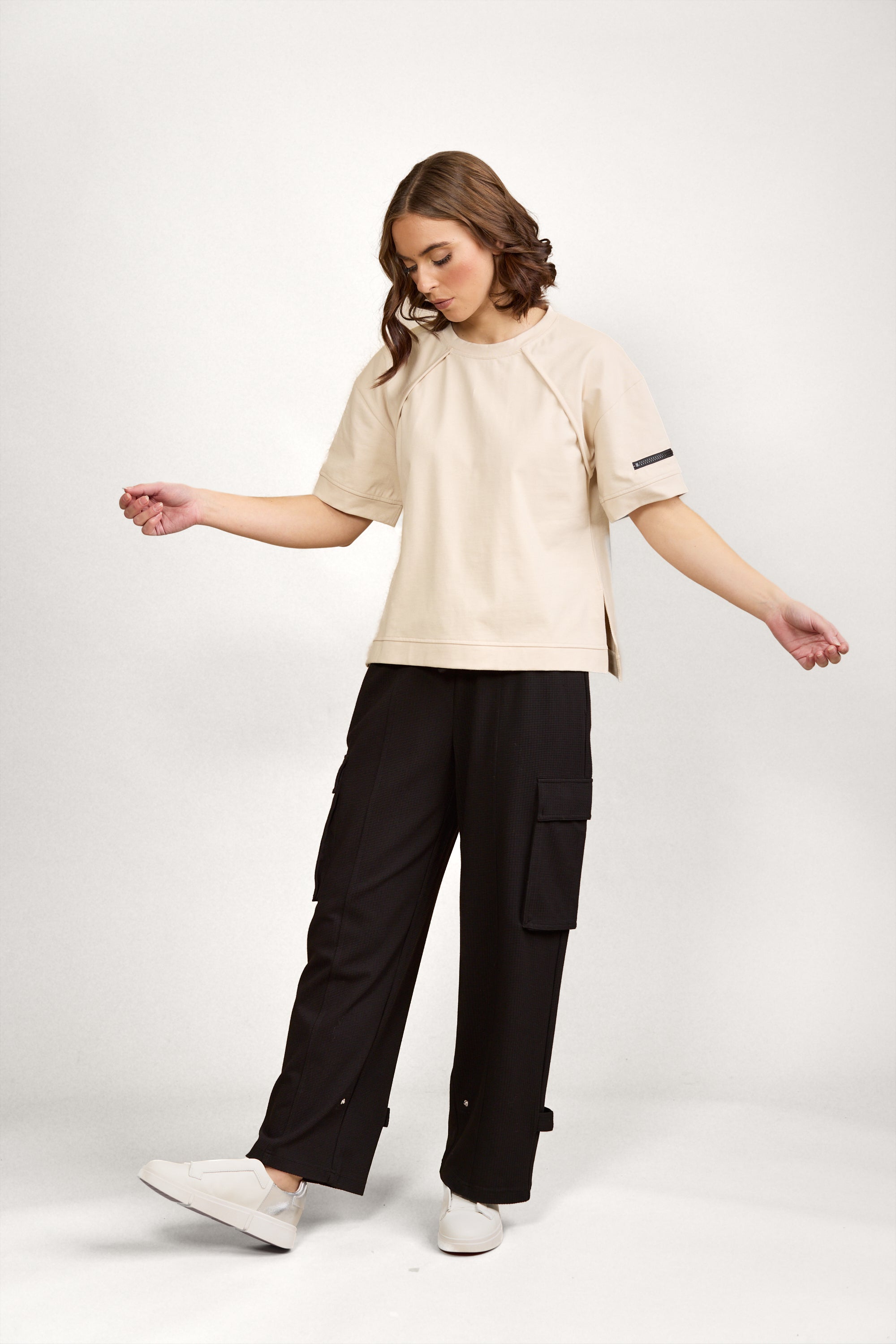 K3056 Bolt Tee - Stone - Knewe Label