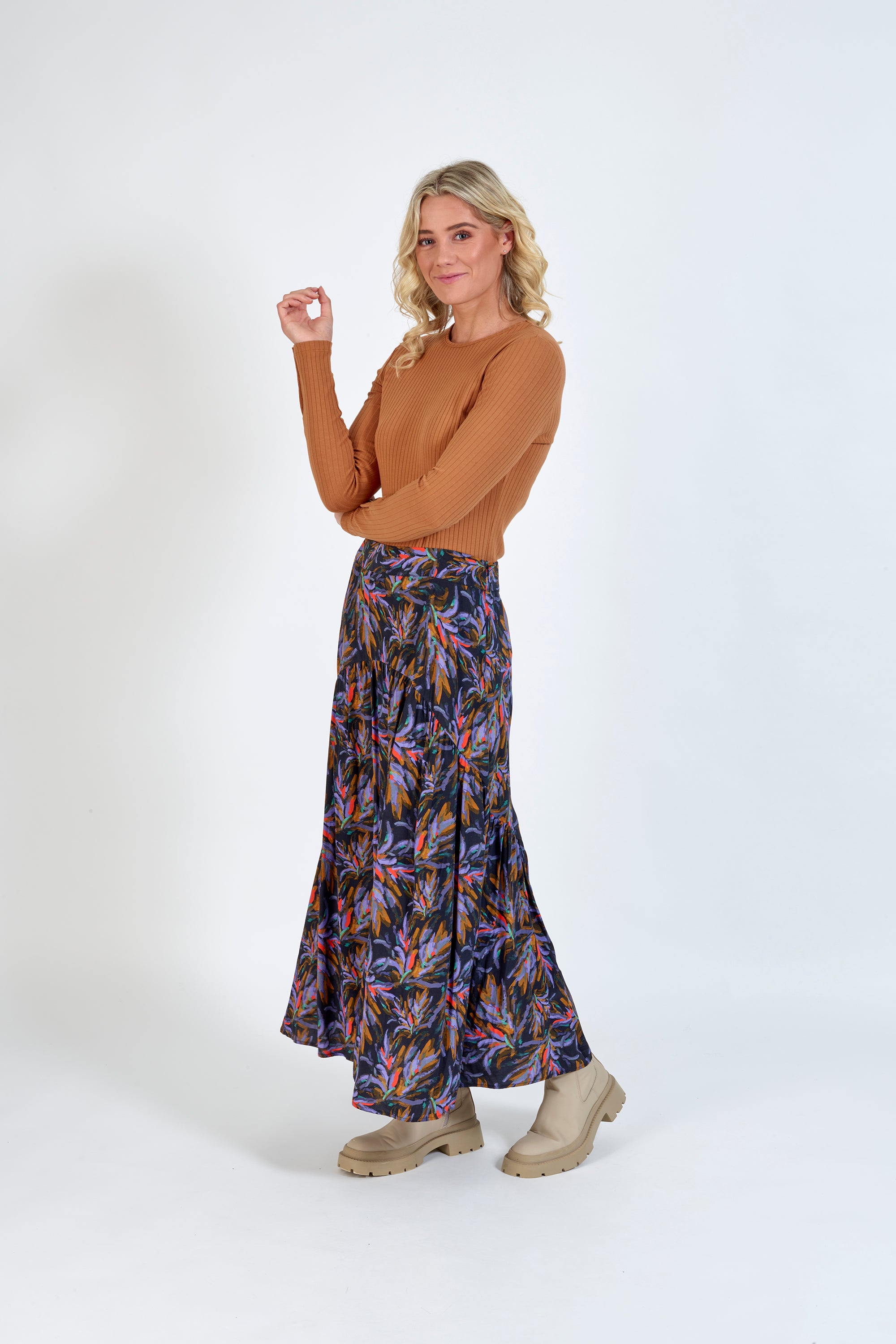 K4018 Misty - Vienna Skirt - Knewe Label
