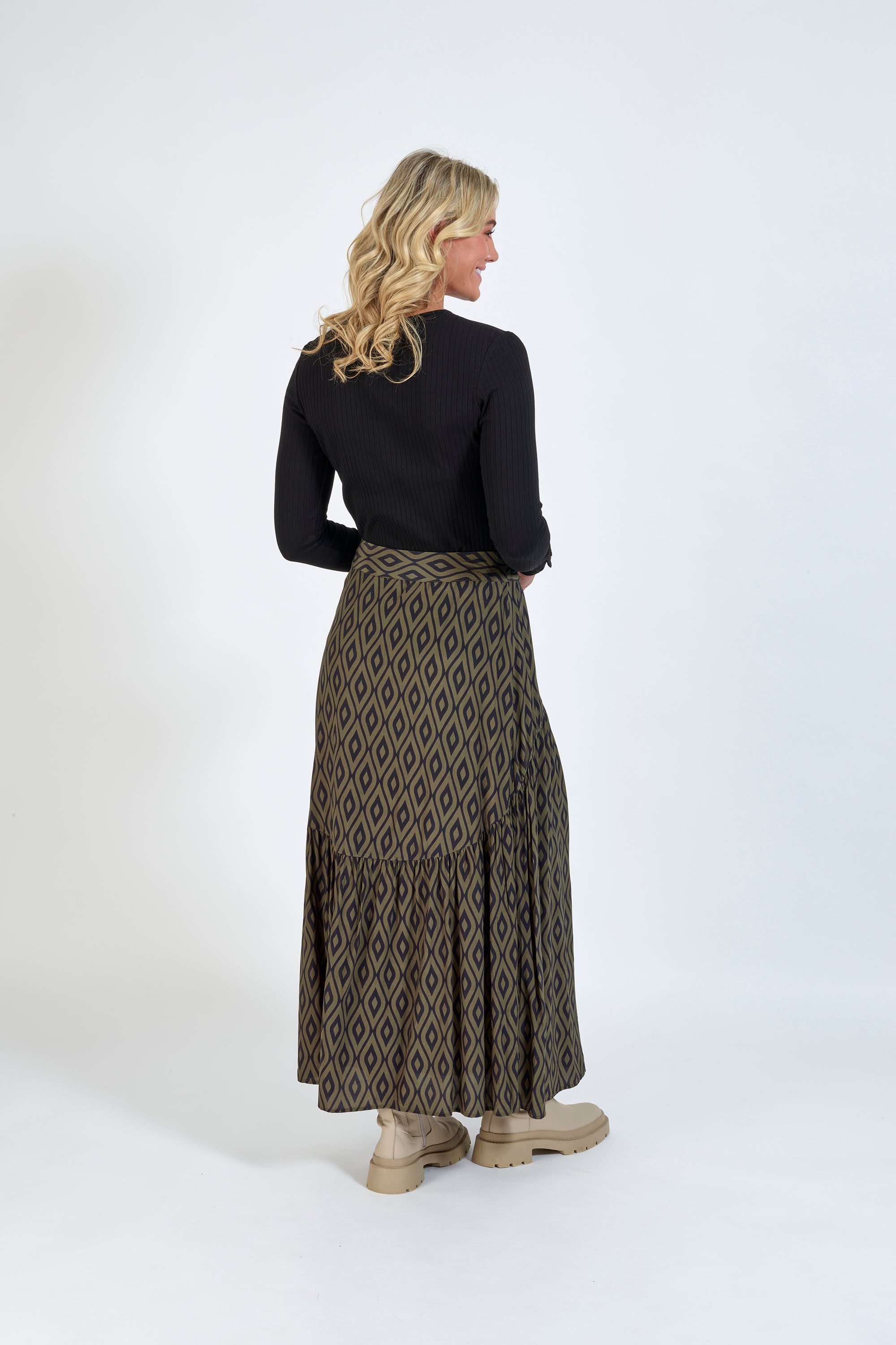 K4018 Nova - Vienna Skirt - Knewe Label