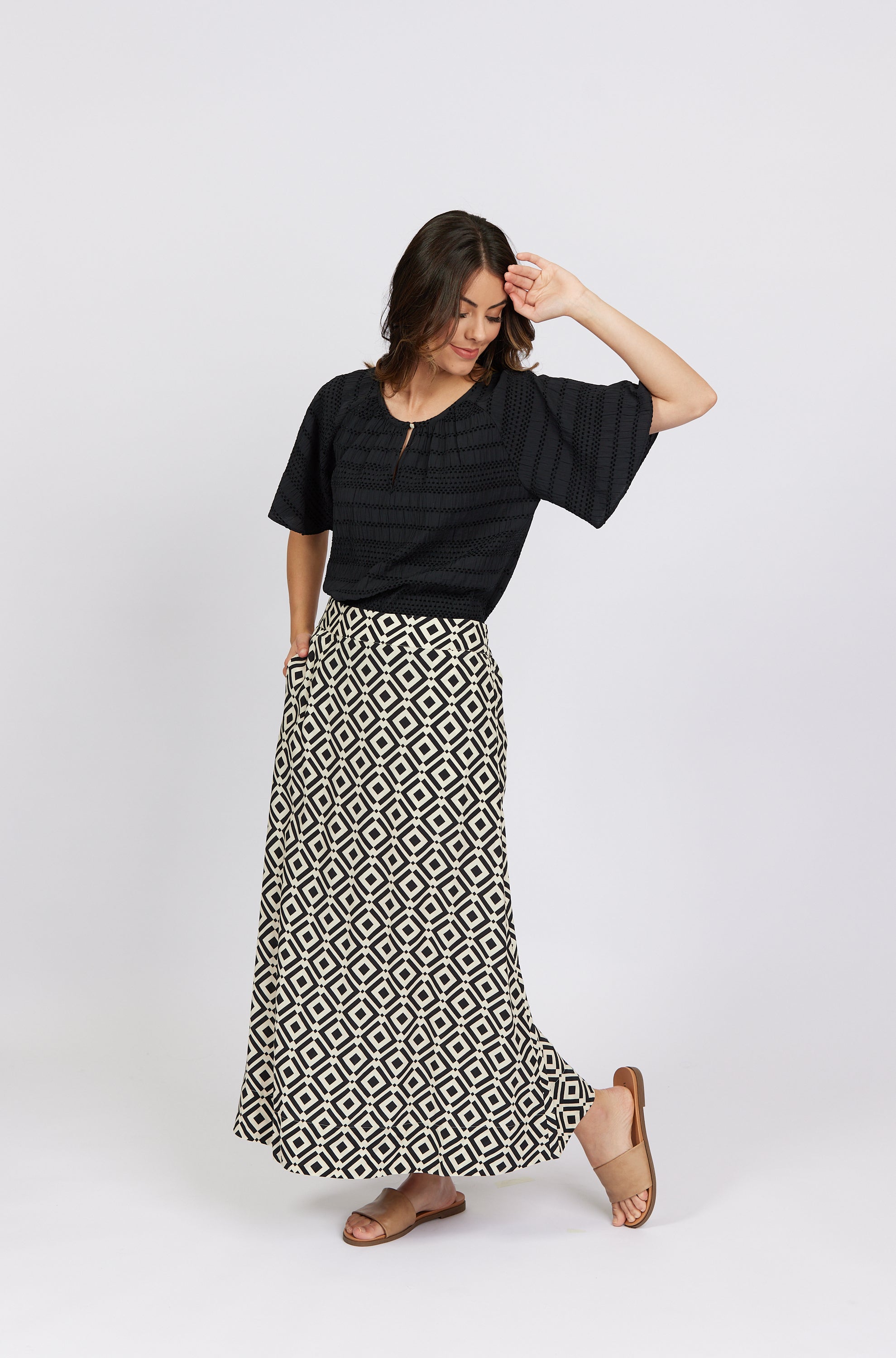 K4031 Theory - Bliss Skirt - Knewe Label