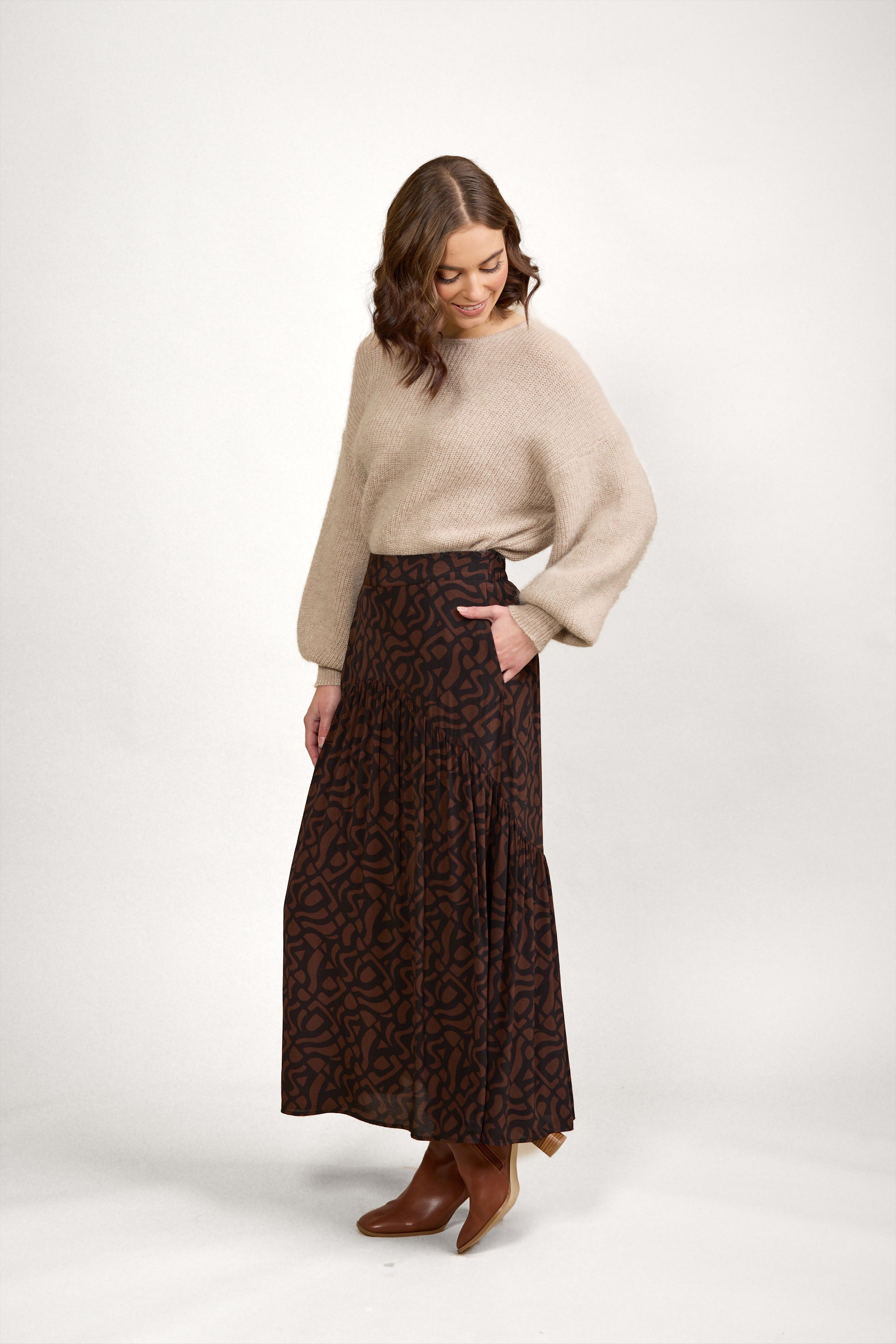 K4035 Milan Skirt - Mocha - Knewe Label
