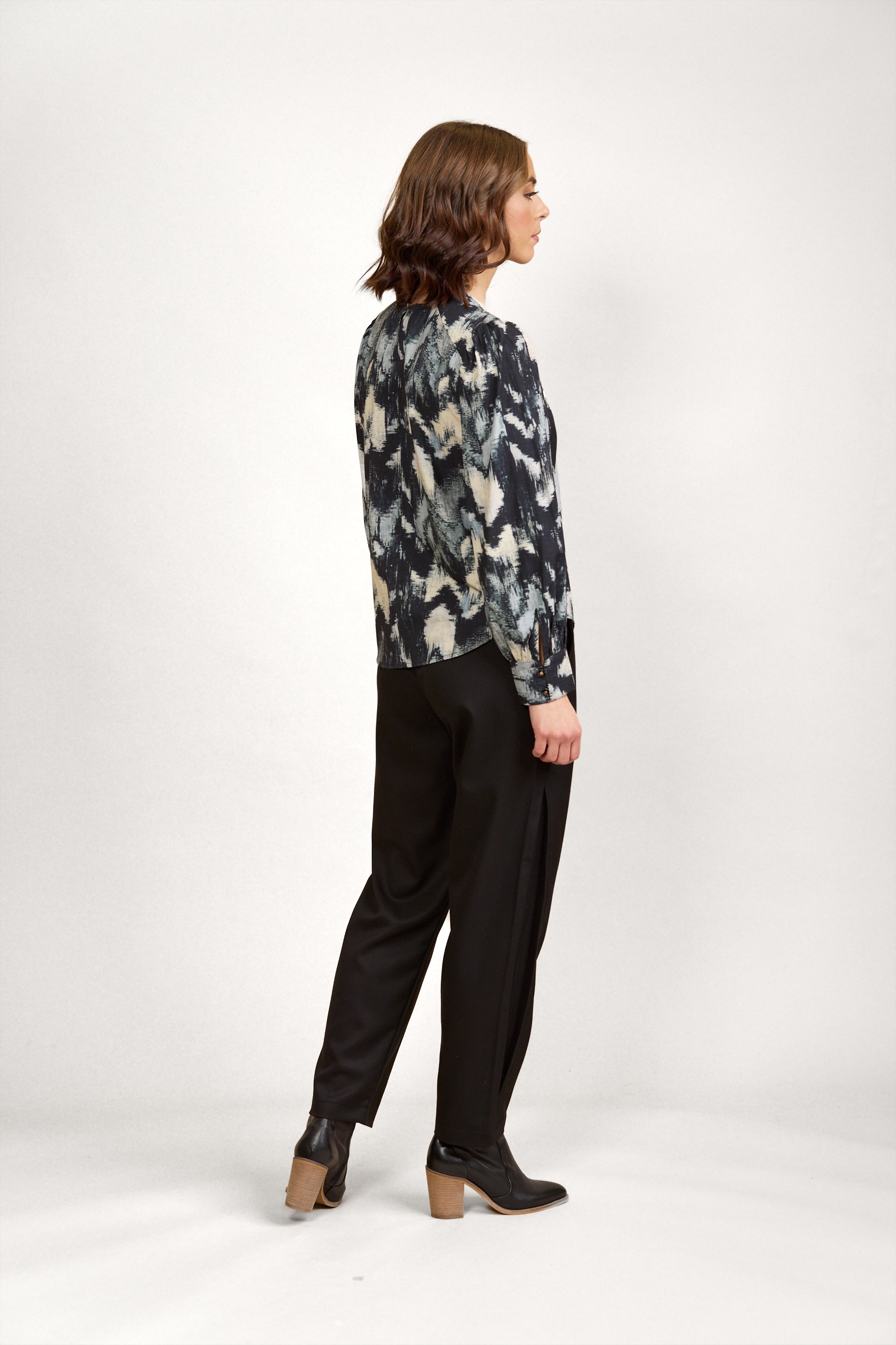 K5070 Lexie Top - Saint - Knewe Label