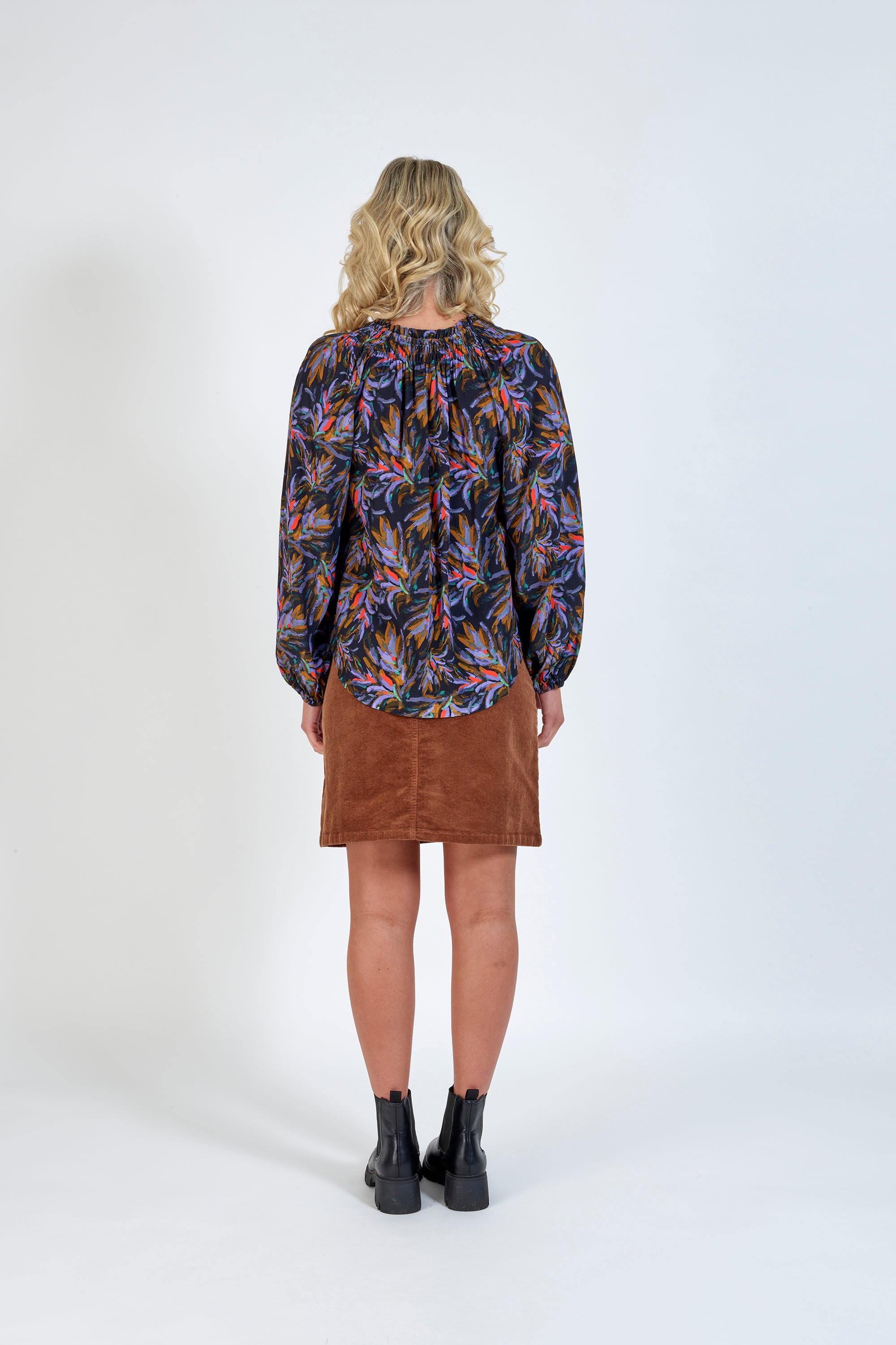 K5071 Misty - Mix Top - Knewe Label