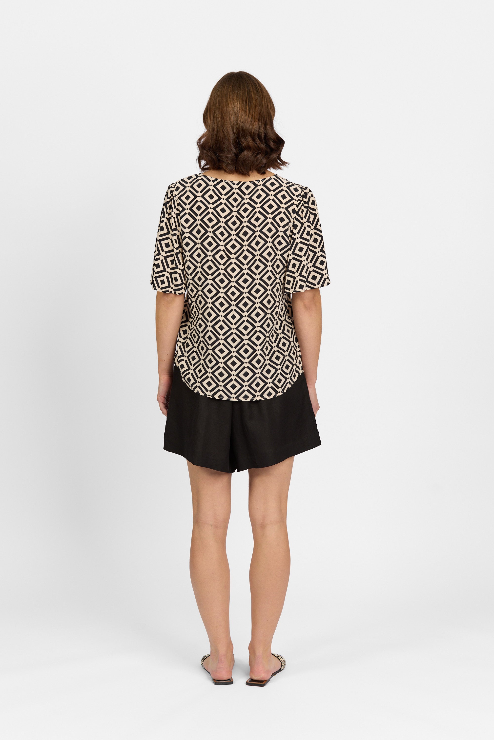 K5077P Theory - Hour Top - Knewe Label