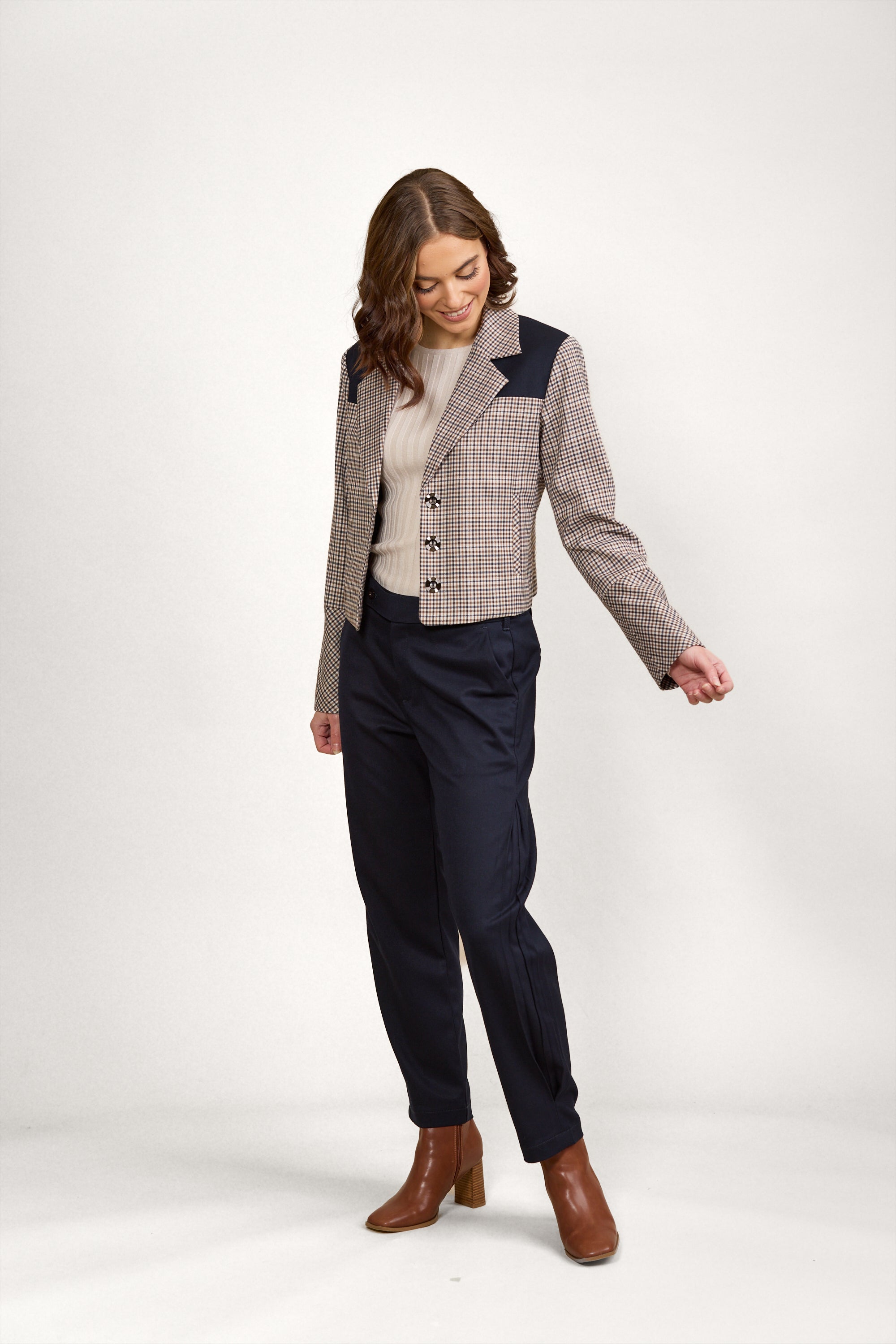 K6040 Jude Blazer - Vogue Check - Knewe Label