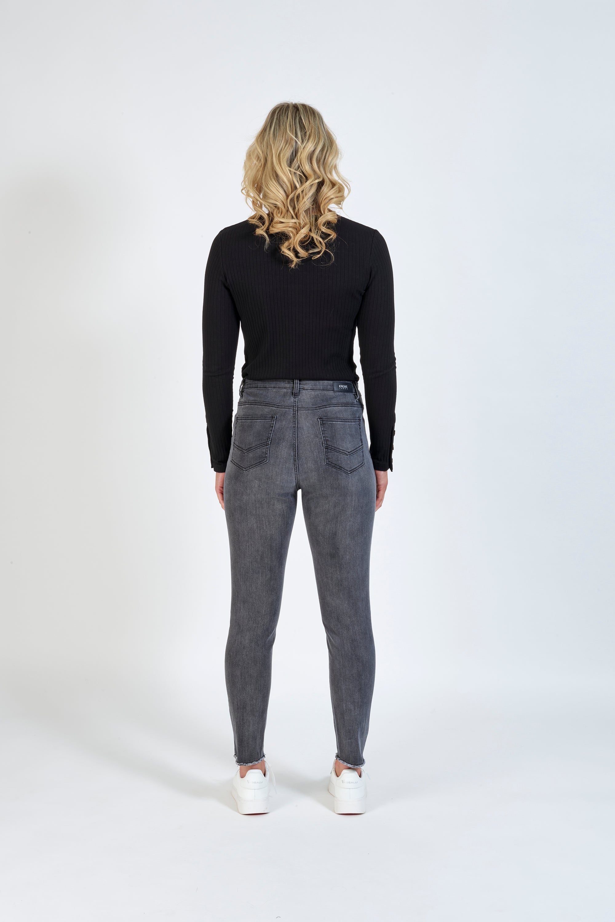 K7087 Space Grey - Sammy Jean - Knewe Label