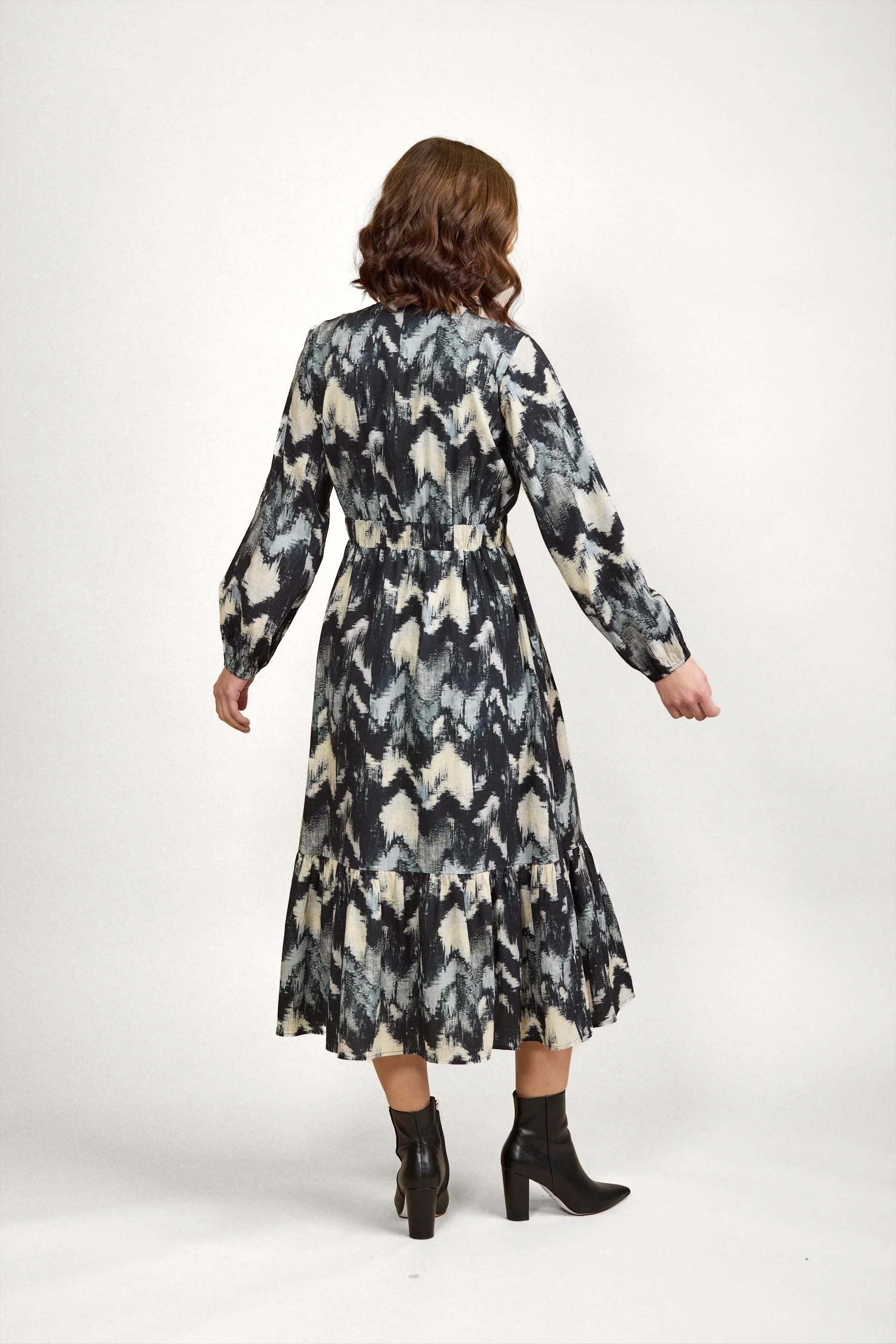 KNEWE Label women's K1057 Jolene Dress in Saint - close-up fabric detail