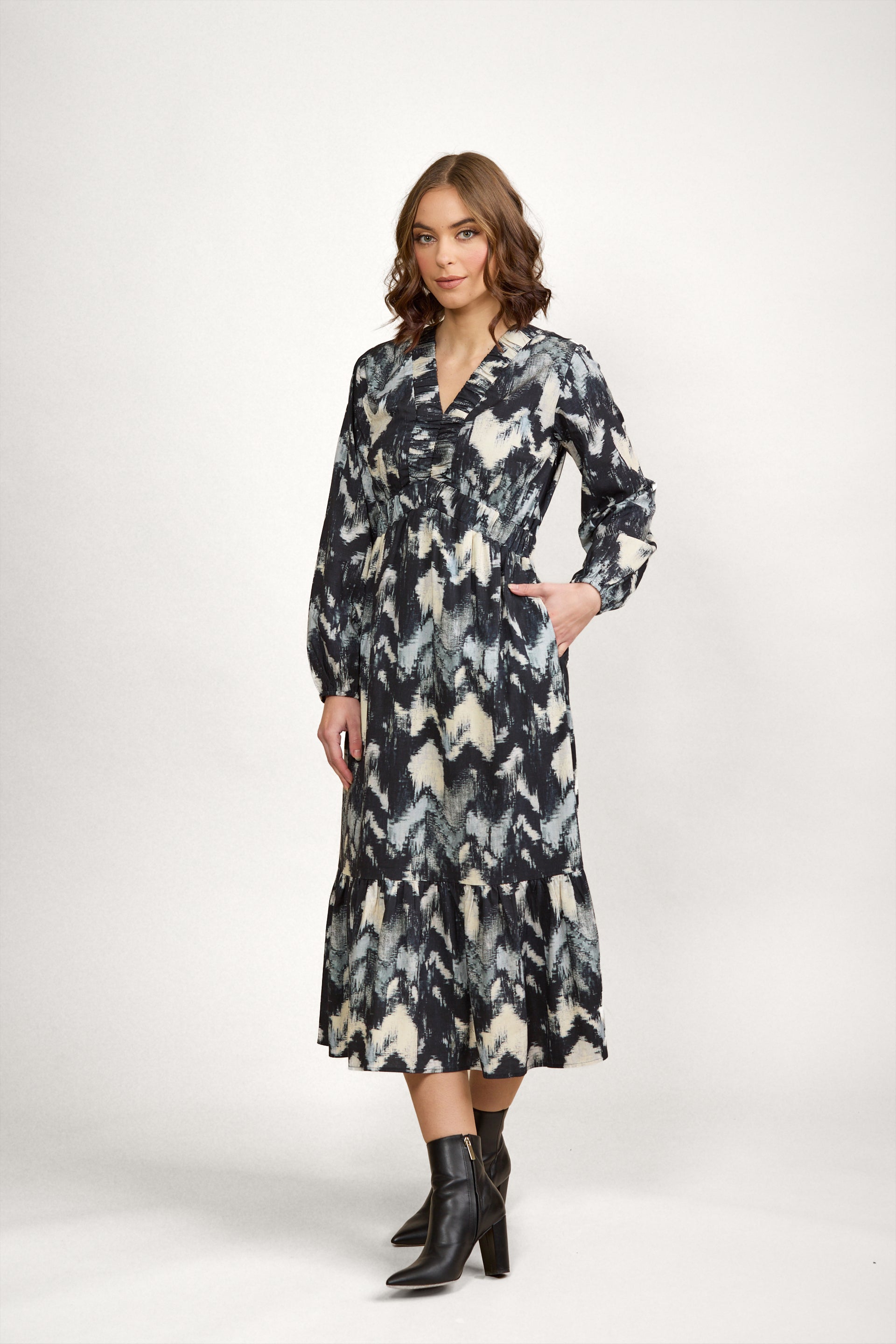 K1057 Jolene Dress - Saint