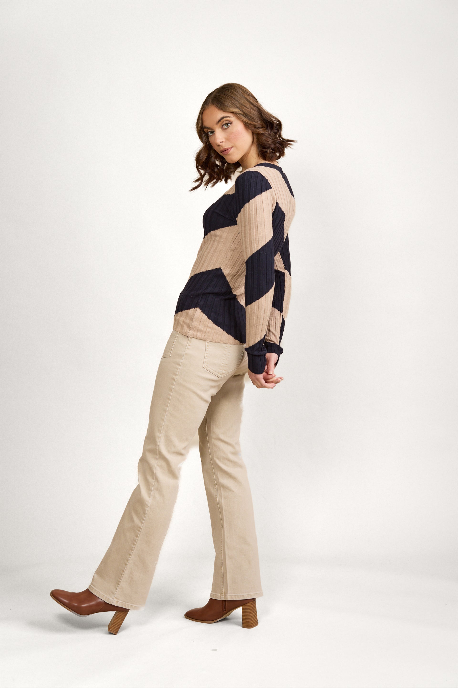 K2038 Felix Sweater - Ink/Twig - Knewe Label