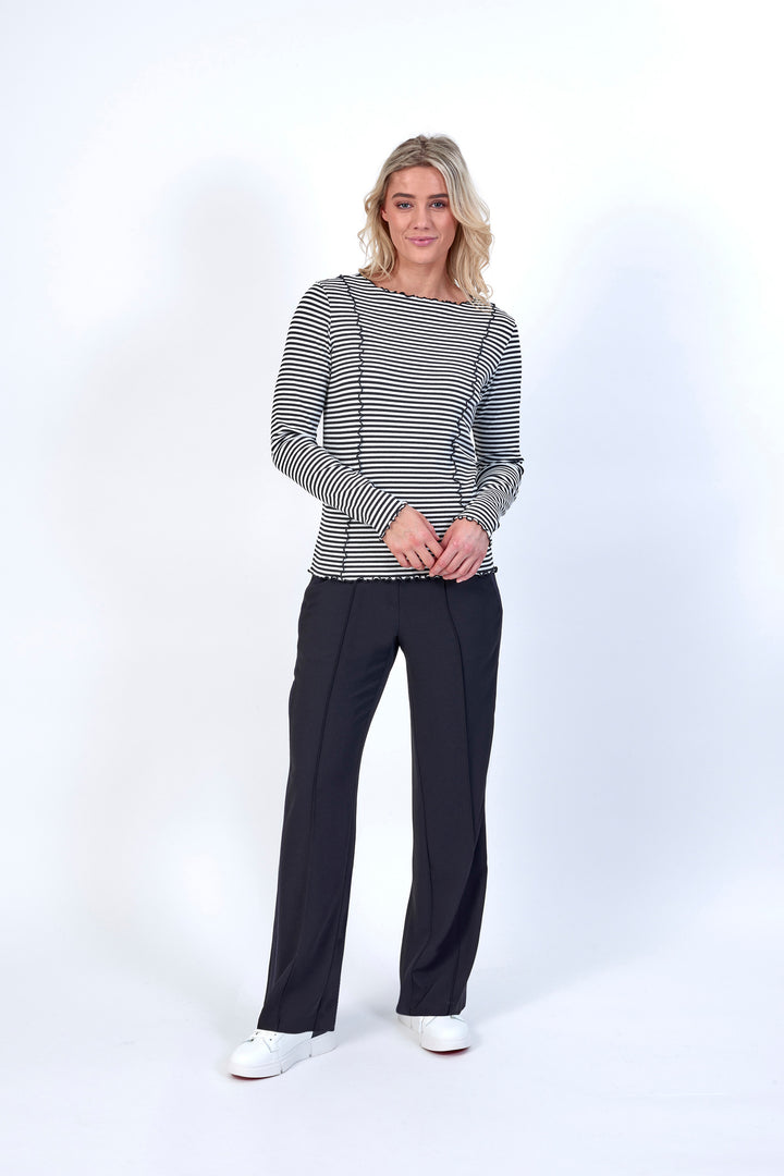 K3046 Black/Off White - Tribe Top - Knewe Label