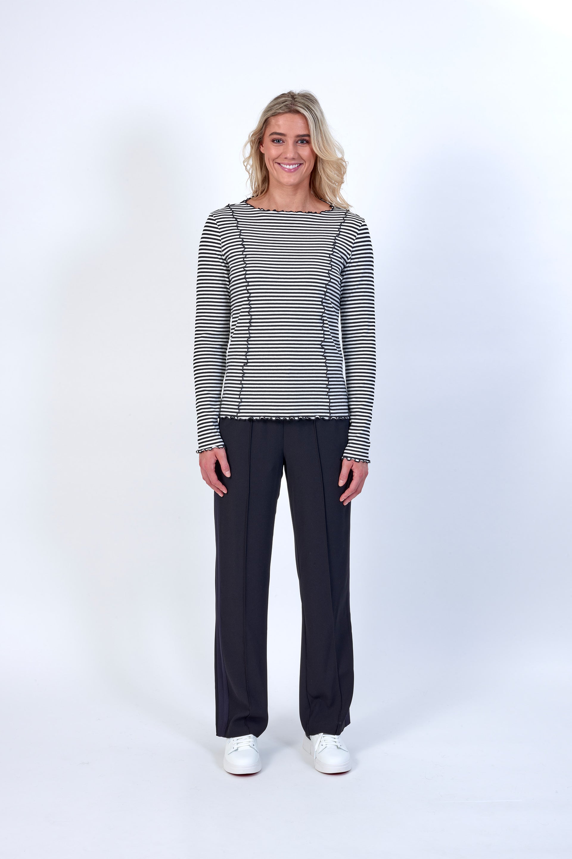 K3046 Black/Off White - Tribe Top - Knewe Label