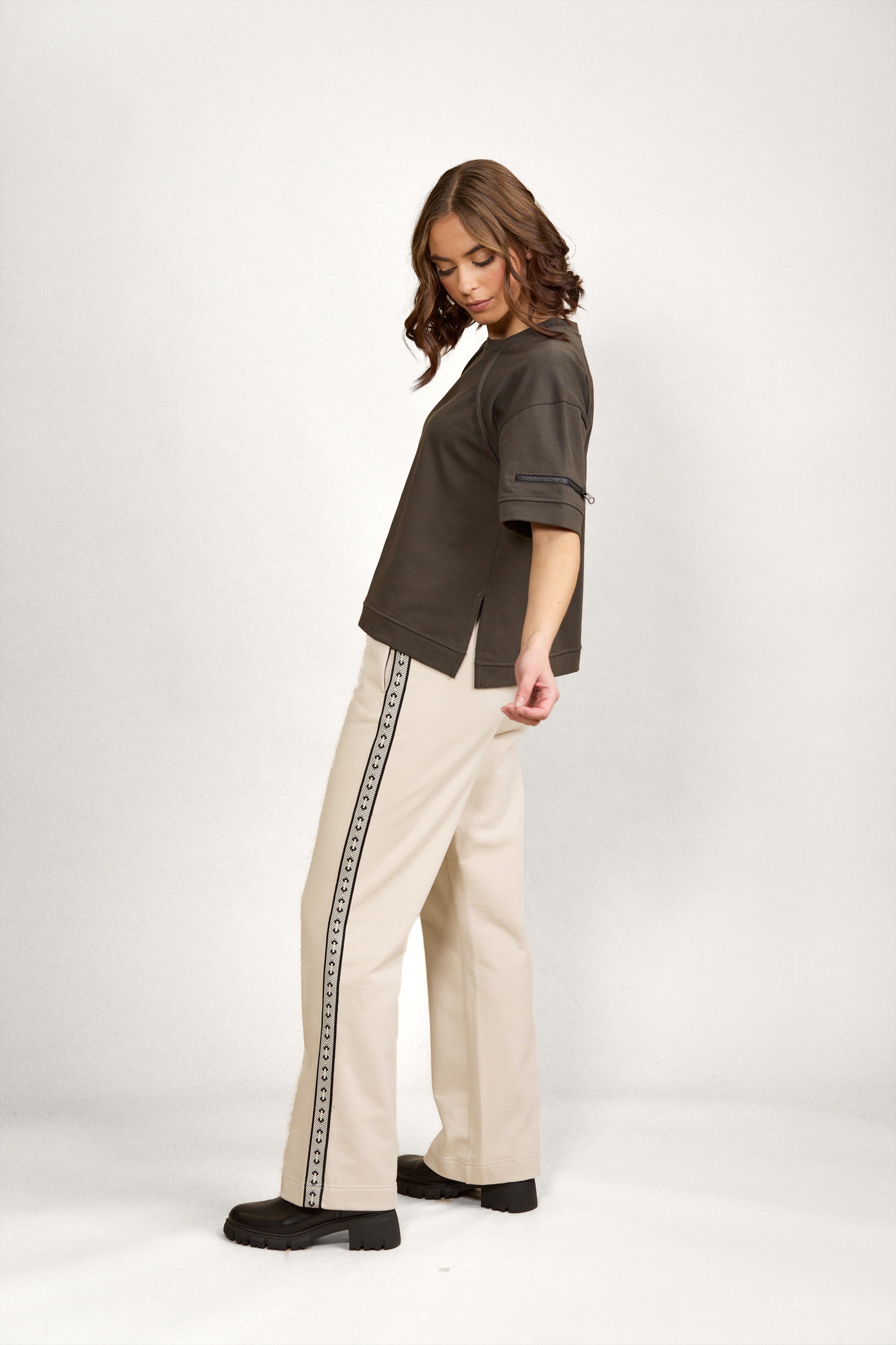 K3056 Bolt Tee - Fern - Knewe Label