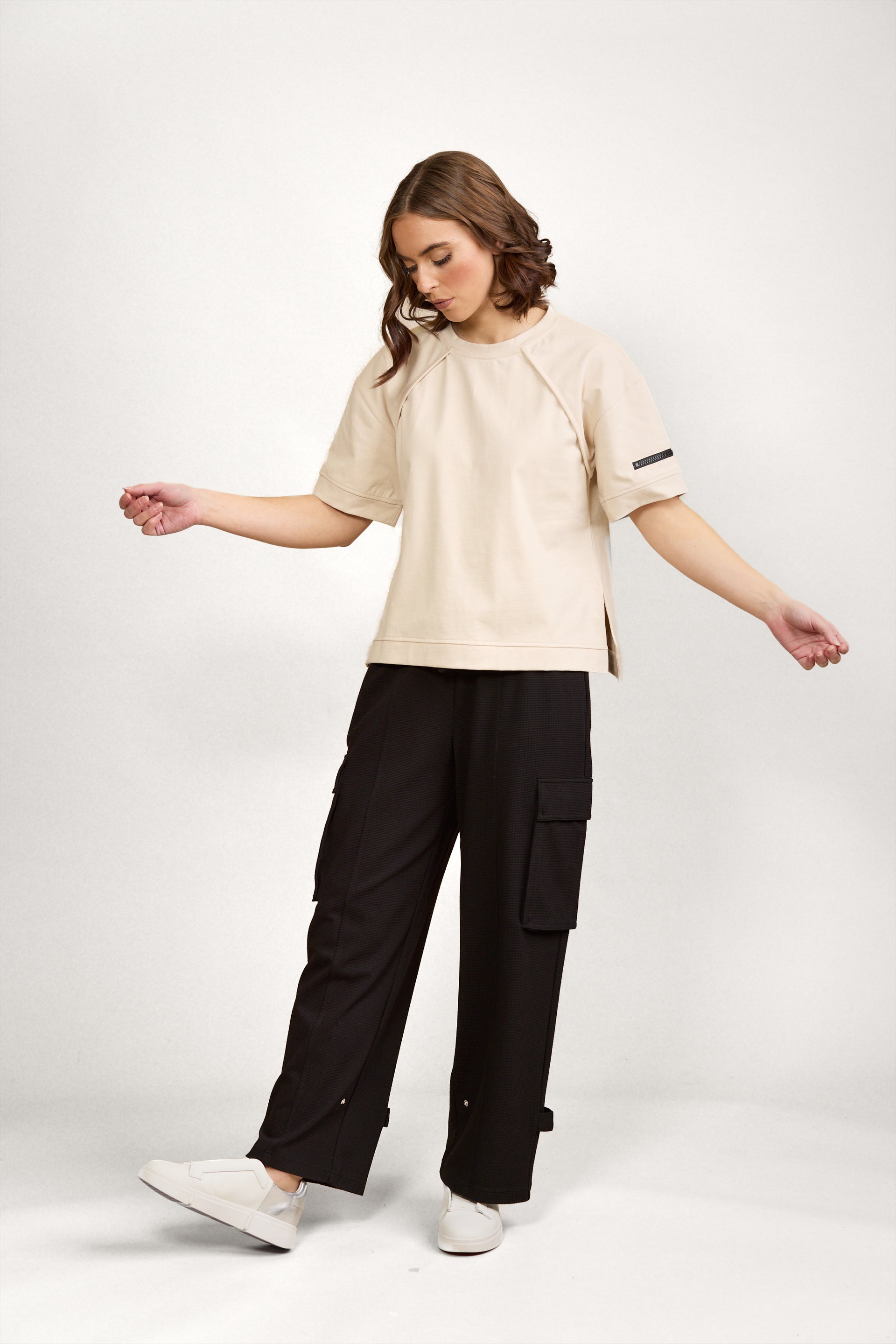 K3056 Bolt Tee - Stone - Knewe Label