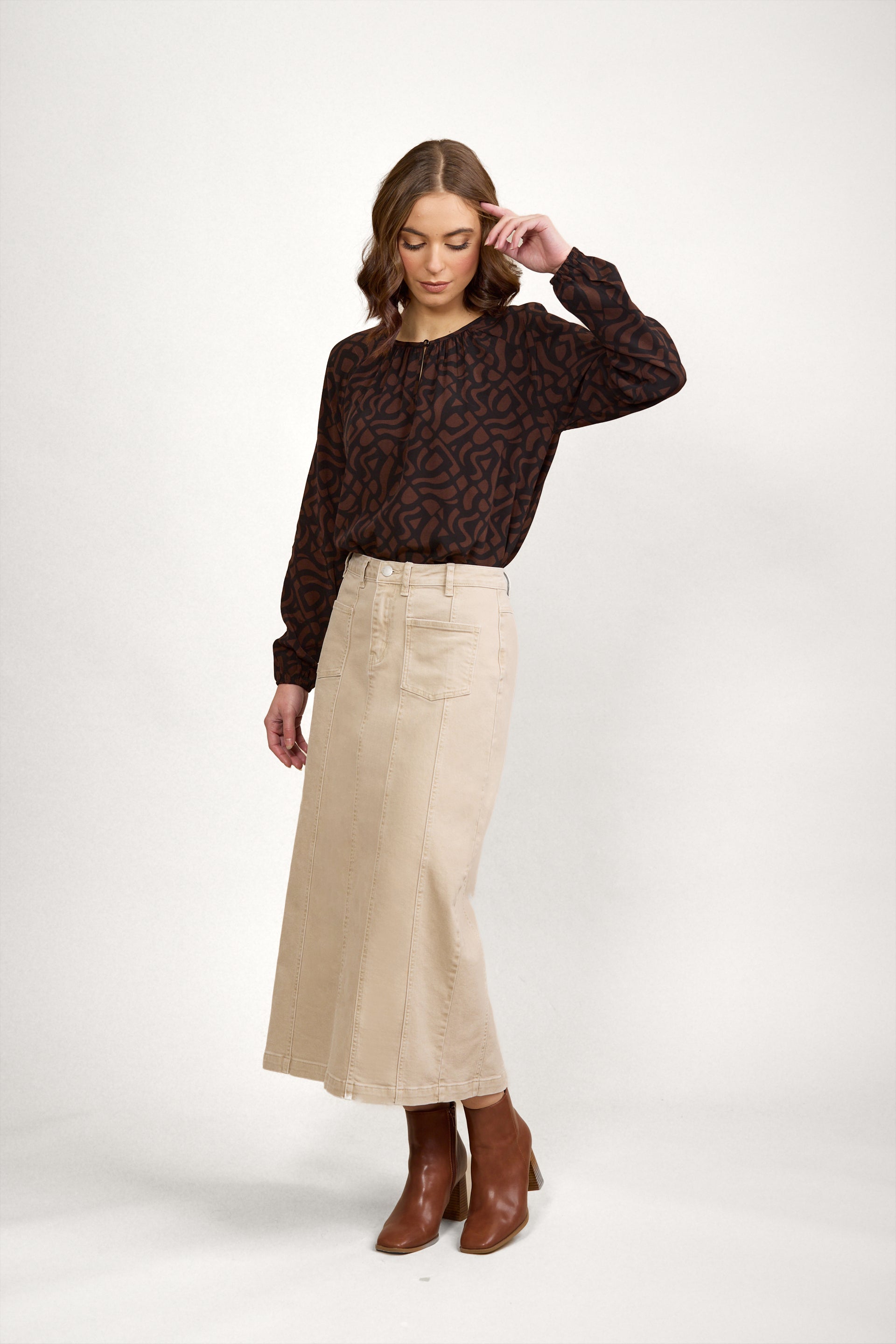 K4032 Cooper Skirt - Oat Denim - Knewe Label