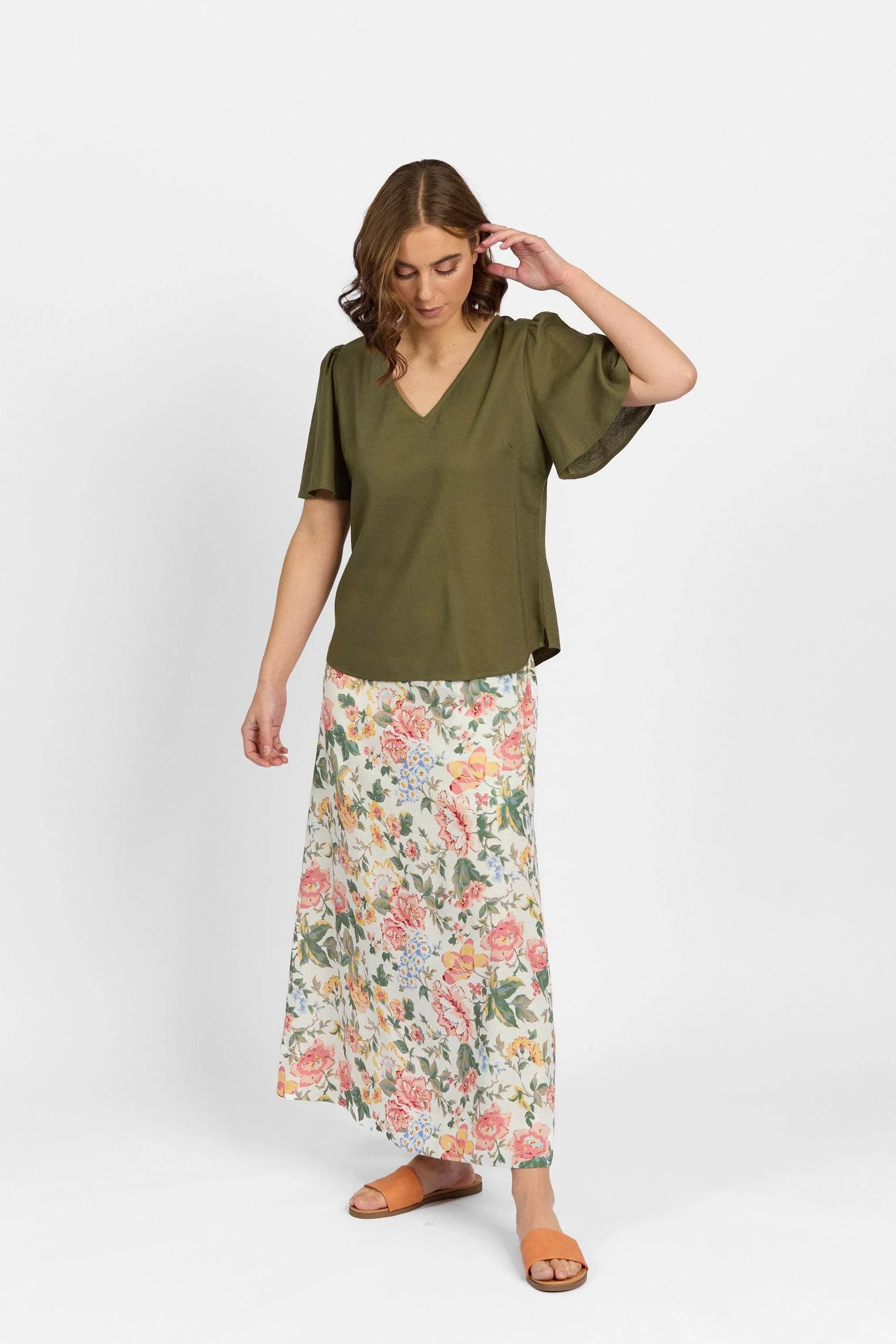 KNEWE Label women's K5077 Hour Top in Olive - close-up fabric detail