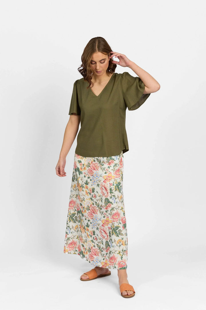 KNEWE Label women's K5077 Hour Top in Olive - close-up fabric detail