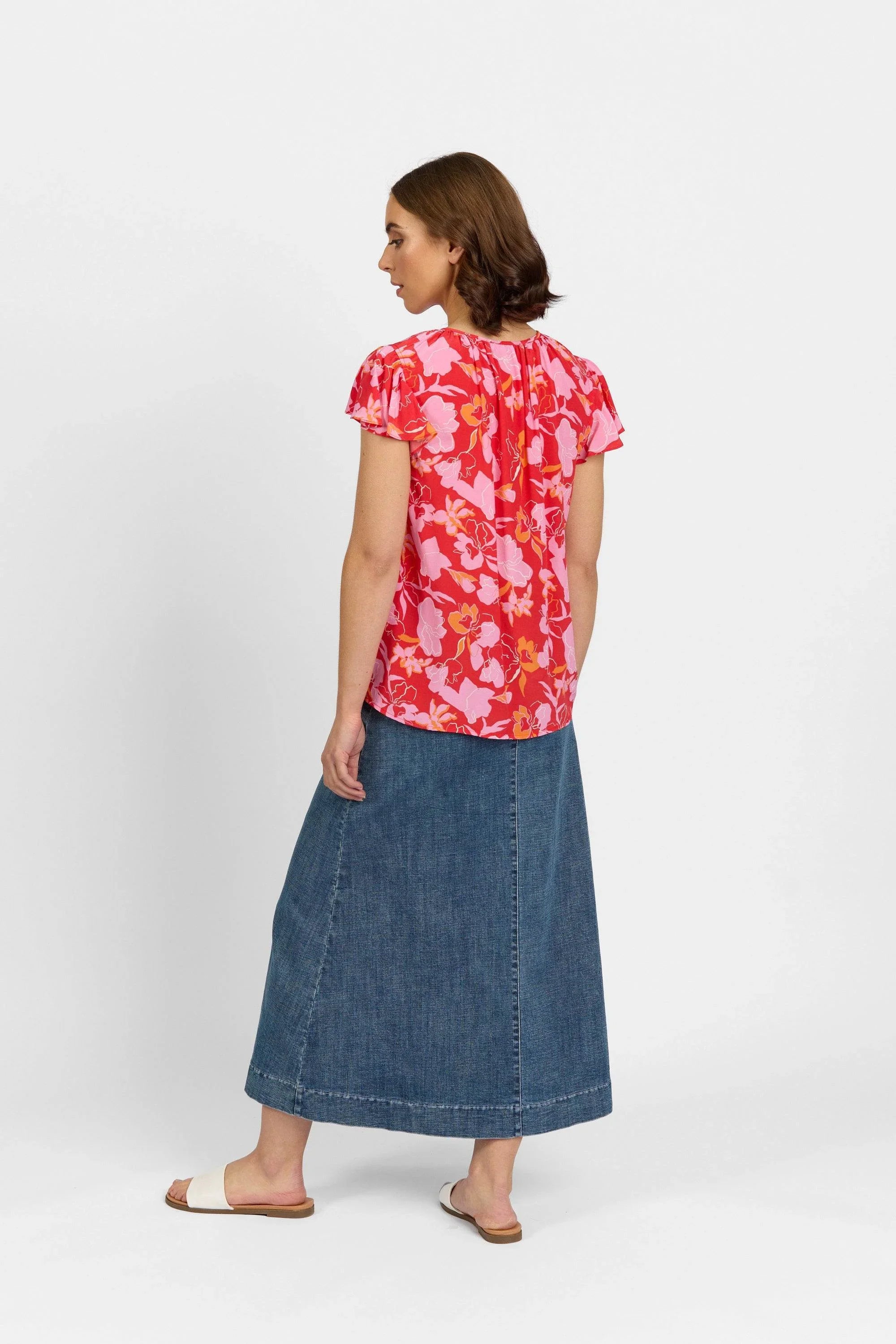 KNEWE Label women's K5078 Bella Top in Gigi - close-up fabric detail