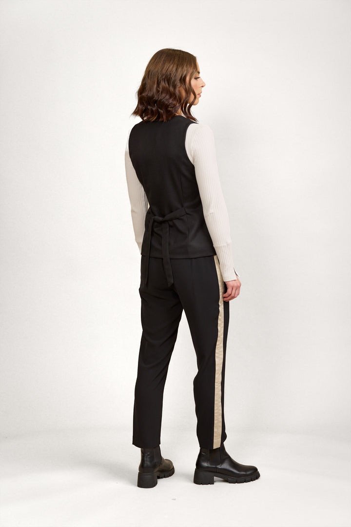 K6042W Florence Vest - Black - Knewe Label