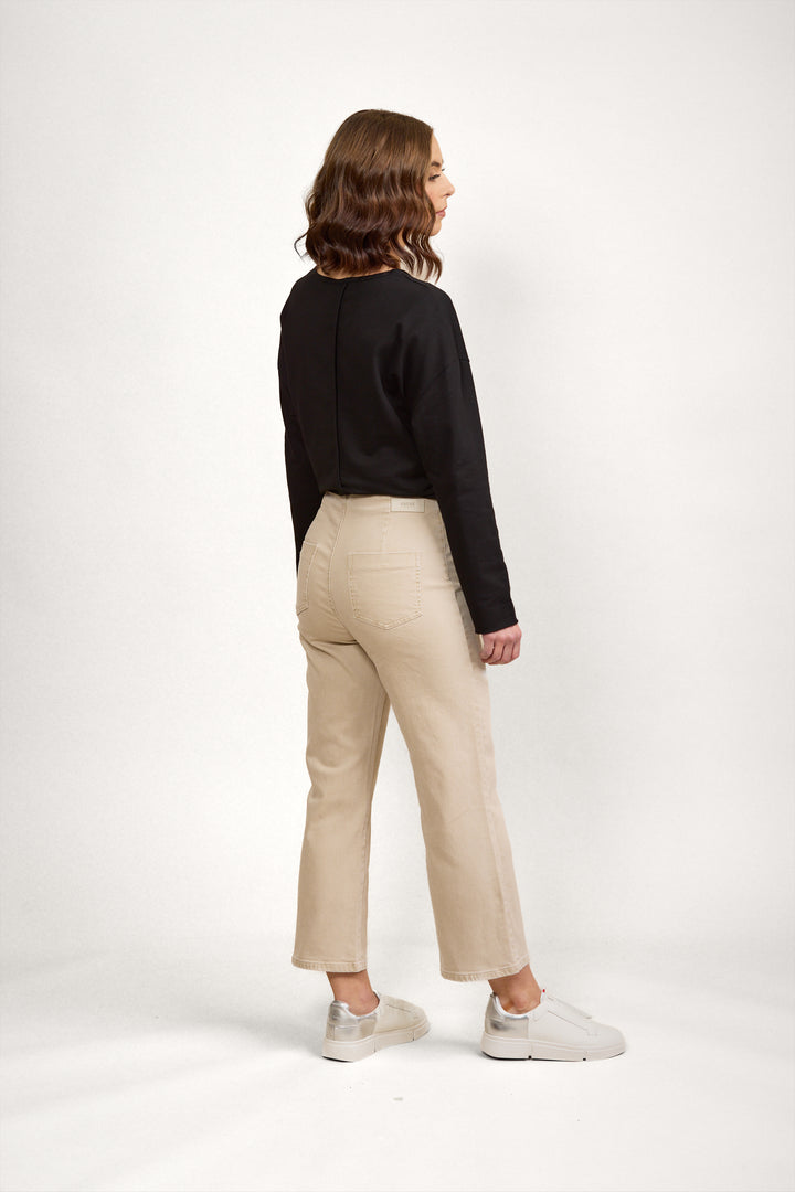 K7082A Fame Jean - Oat Denim - Knewe Label