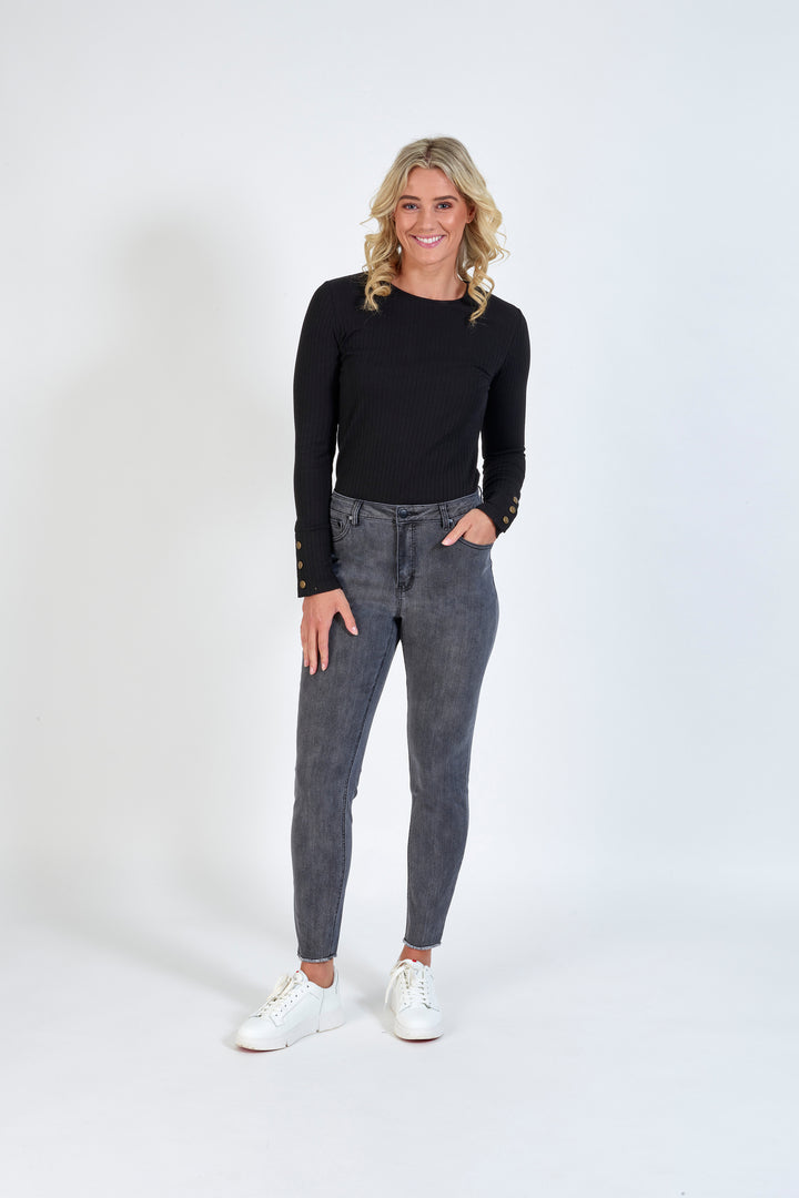 K7087 Space Grey - Sammy Jean - Knewe Label
