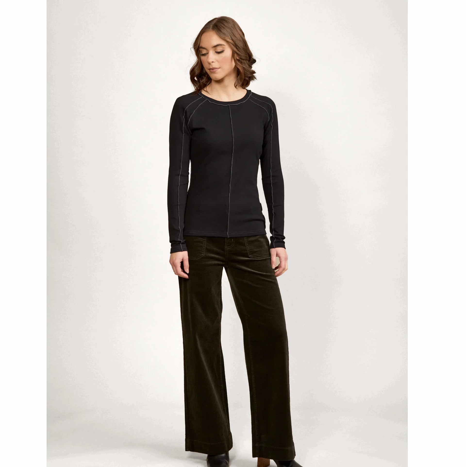 KNEWE Label women's K3054 Alex Top Black in Charcoal - close-up fabric detail