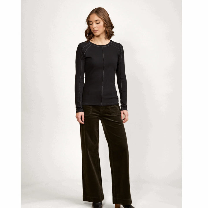 KNEWE Label women's K3054 Alex Top Black in Charcoal - close-up fabric detail