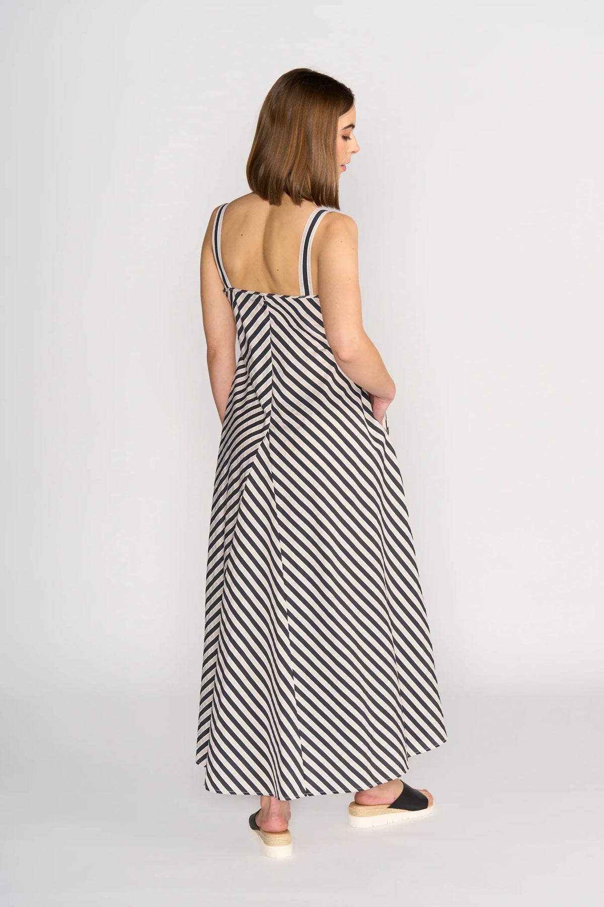 KNEWE Label women's K1067 Gala Dress Black Ecru in Stripe - close-up fabric detail