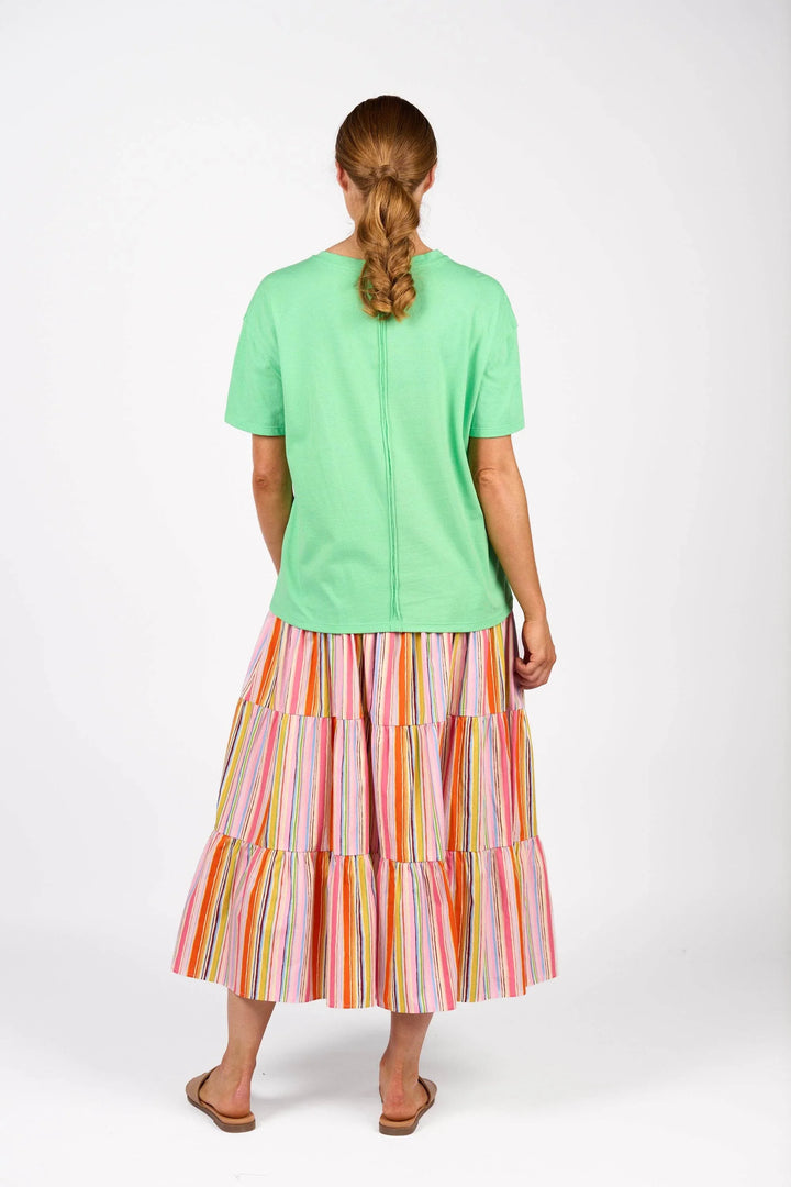 KNEWE Label women's K3063 Ultra Tee in Kermit - close-up fabric detail