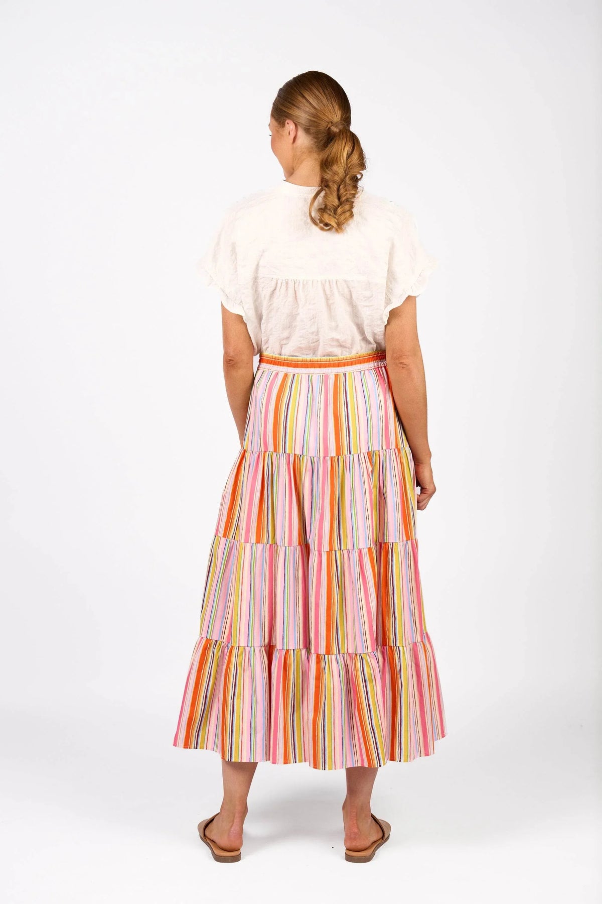 KNEWE Label women's K4042 Kaia Skirt in Bonbon - close-up fabric detail