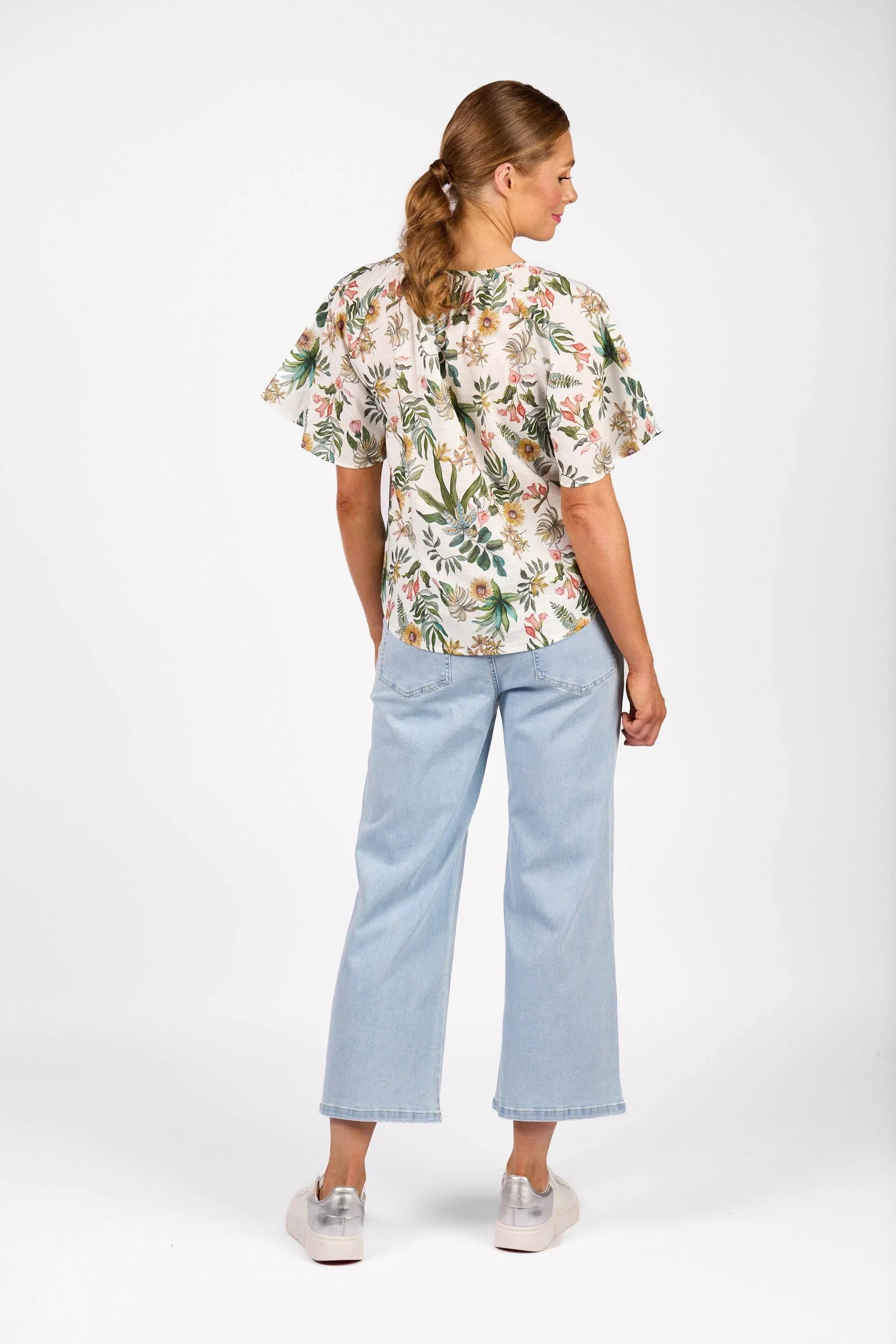 KNEWE Label women's K5083P Hazel Top in Wild - close-up fabric detail