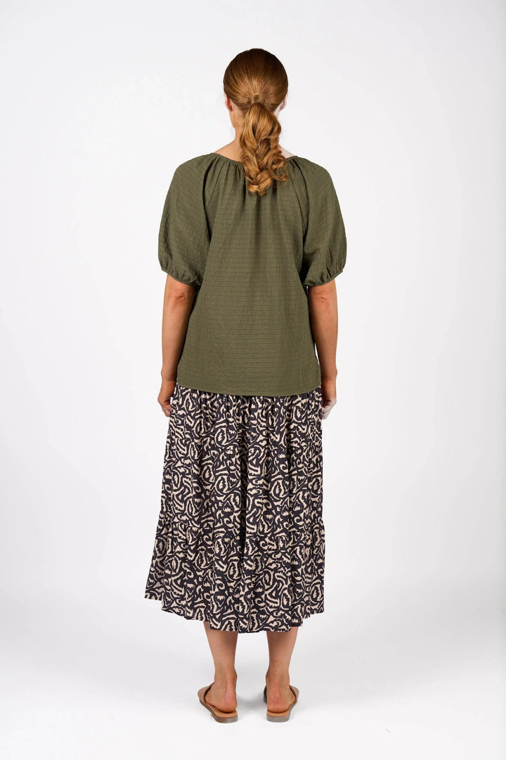 KNEWE Label women's K5102 Focus Top in Olive - close-up fabric detail