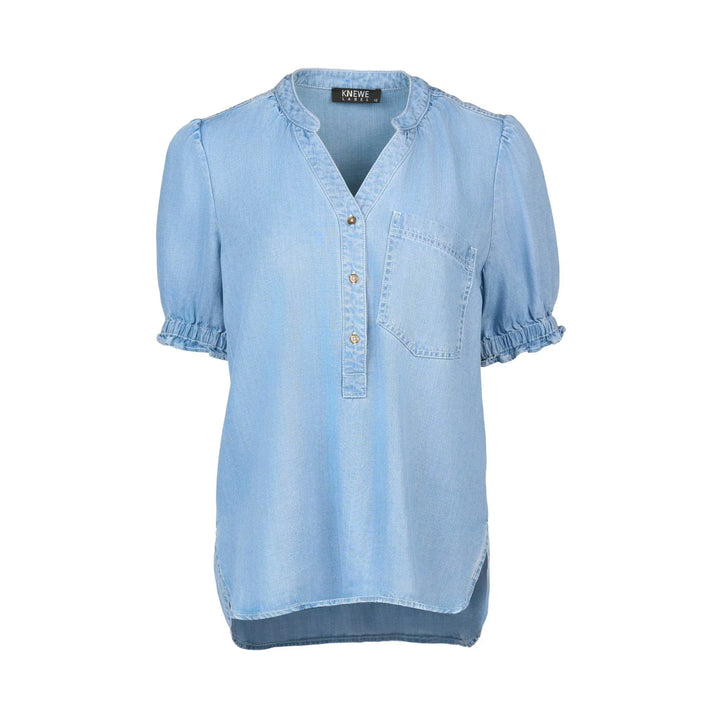 KNEWE Label women's K5104 Naomi Top Light in Blue - close-up fabric detail