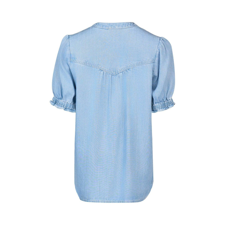 KNEWE Label women's K5104 Naomi Top Light in Blue - close-up fabric detail