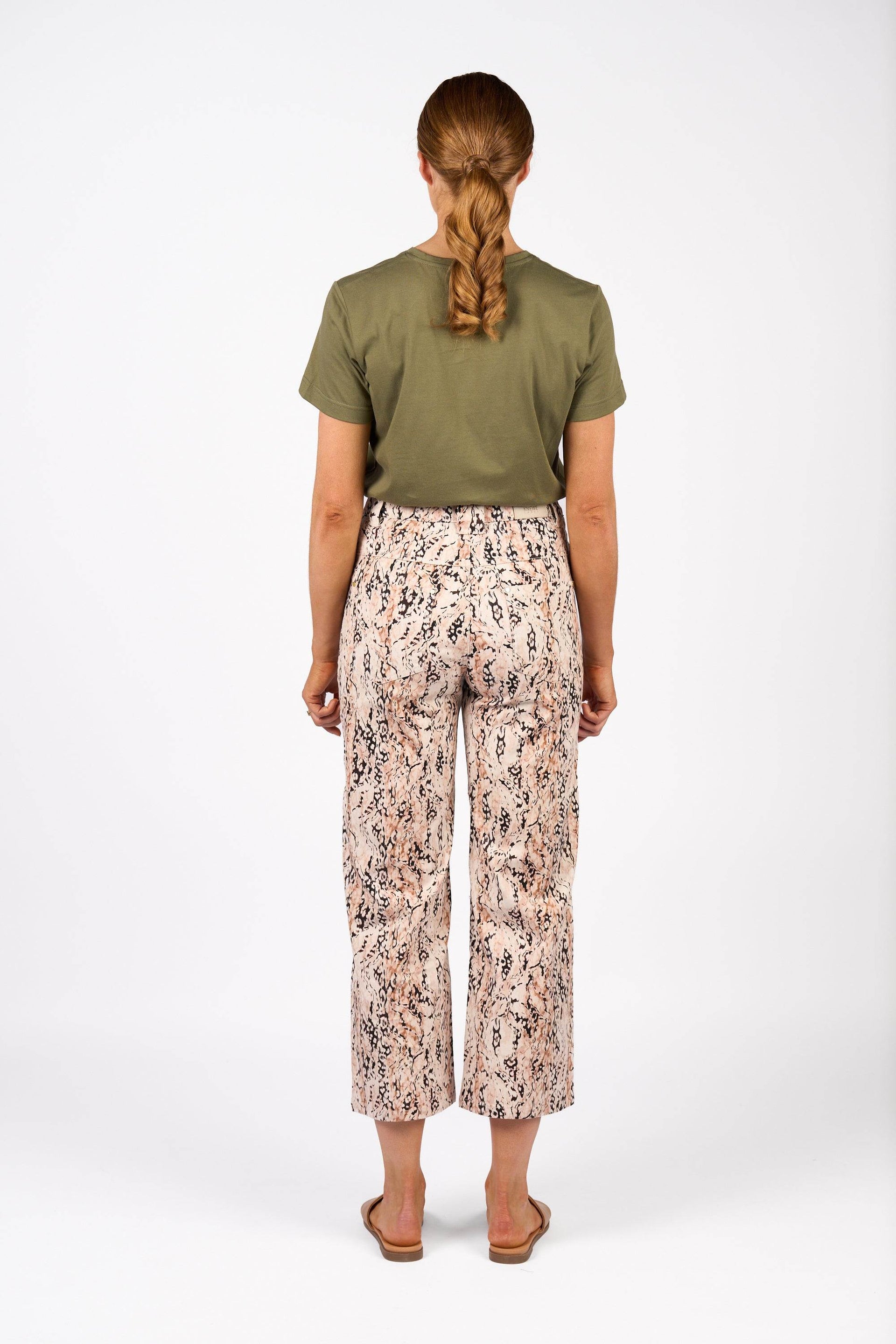 KNEWE Label women's K7105 Spin Jean in Bengal - close-up fabric detail