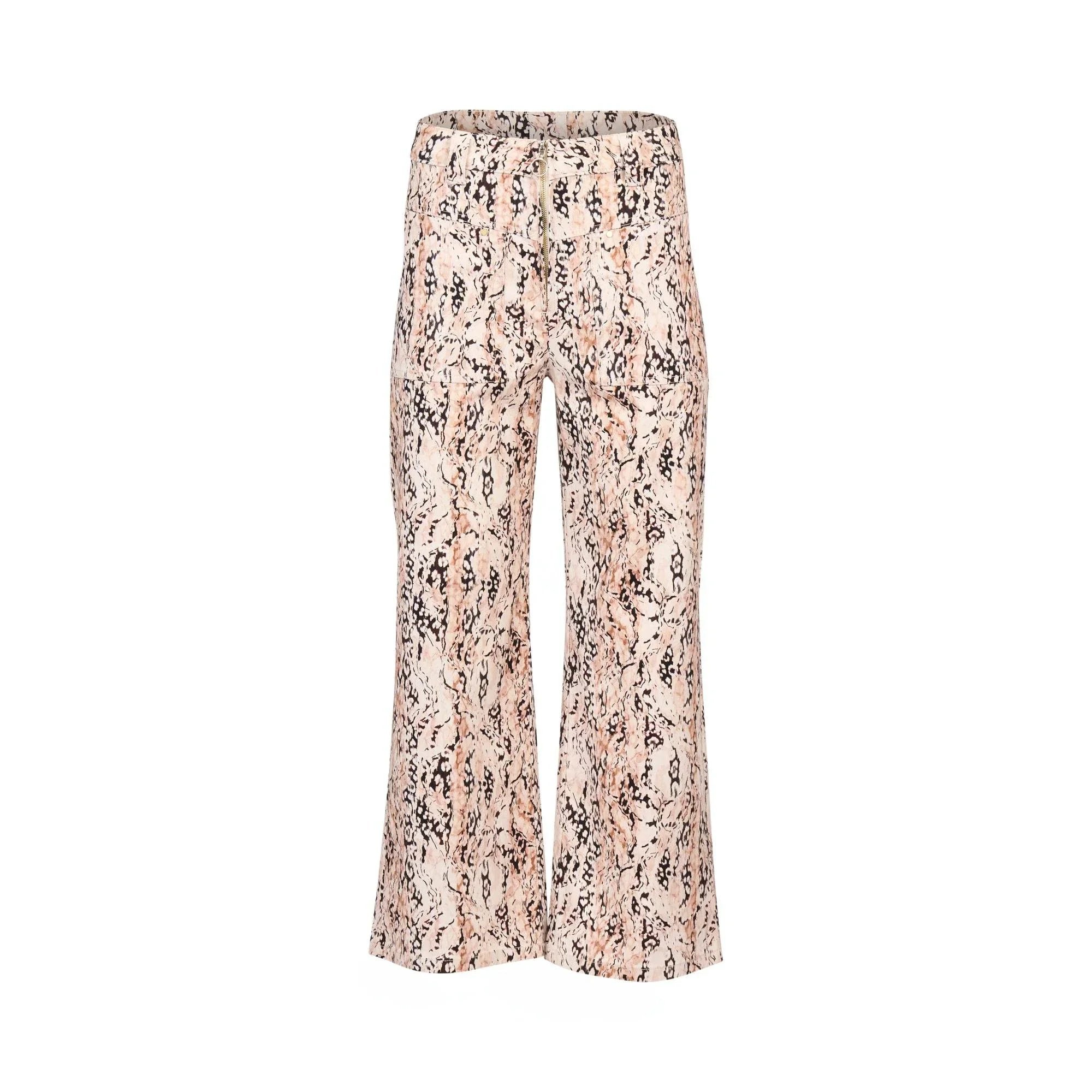 KNEWE Label women's K7105 Spin Jean in Bengal - close-up fabric detail