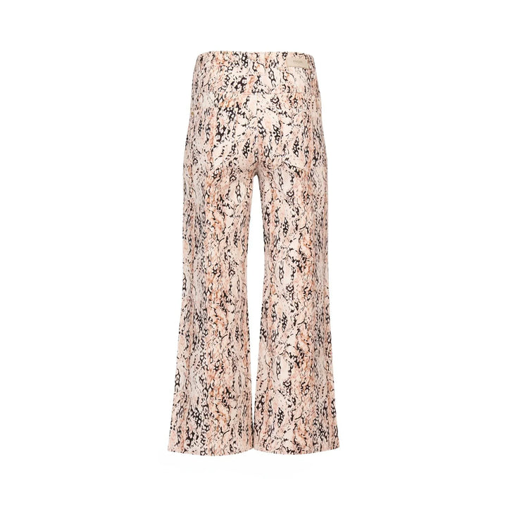KNEWE Label women's K7105 Spin Jean in Bengal - close-up fabric detail