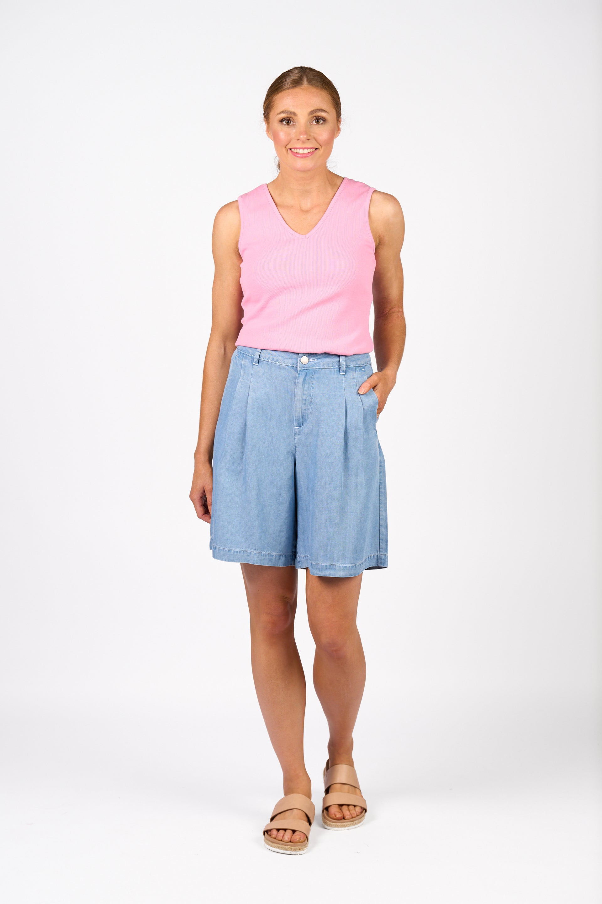 K8014 Naomi Short - Light Blue